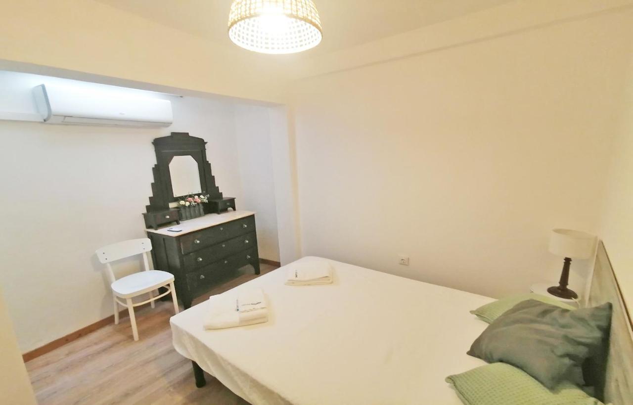 A41 - Olive Tree Street 1 Bed Flat Appartamento Lagos Esterno foto